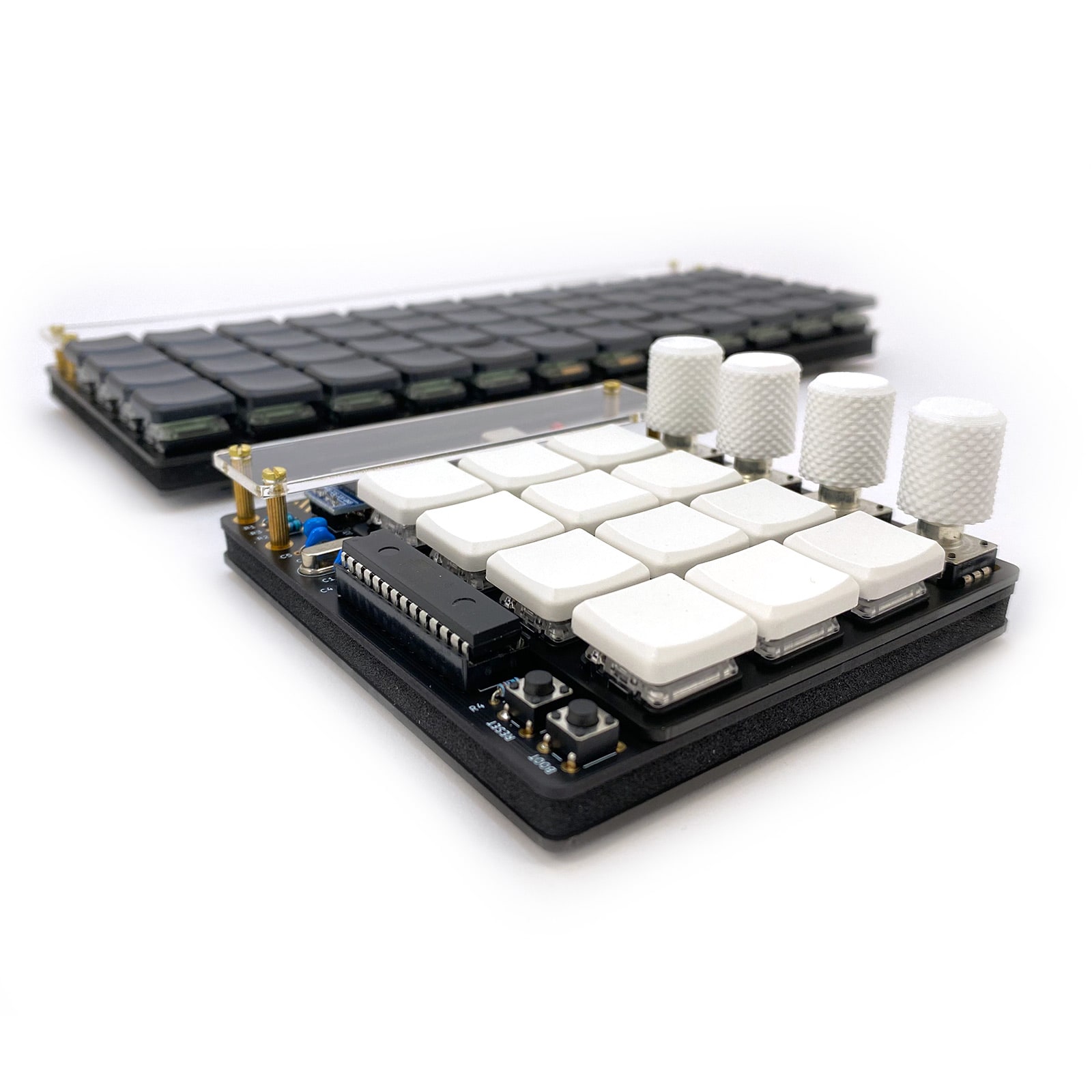 Plaid-Pad with MBK Choc Low Profile Blank White Keycaps