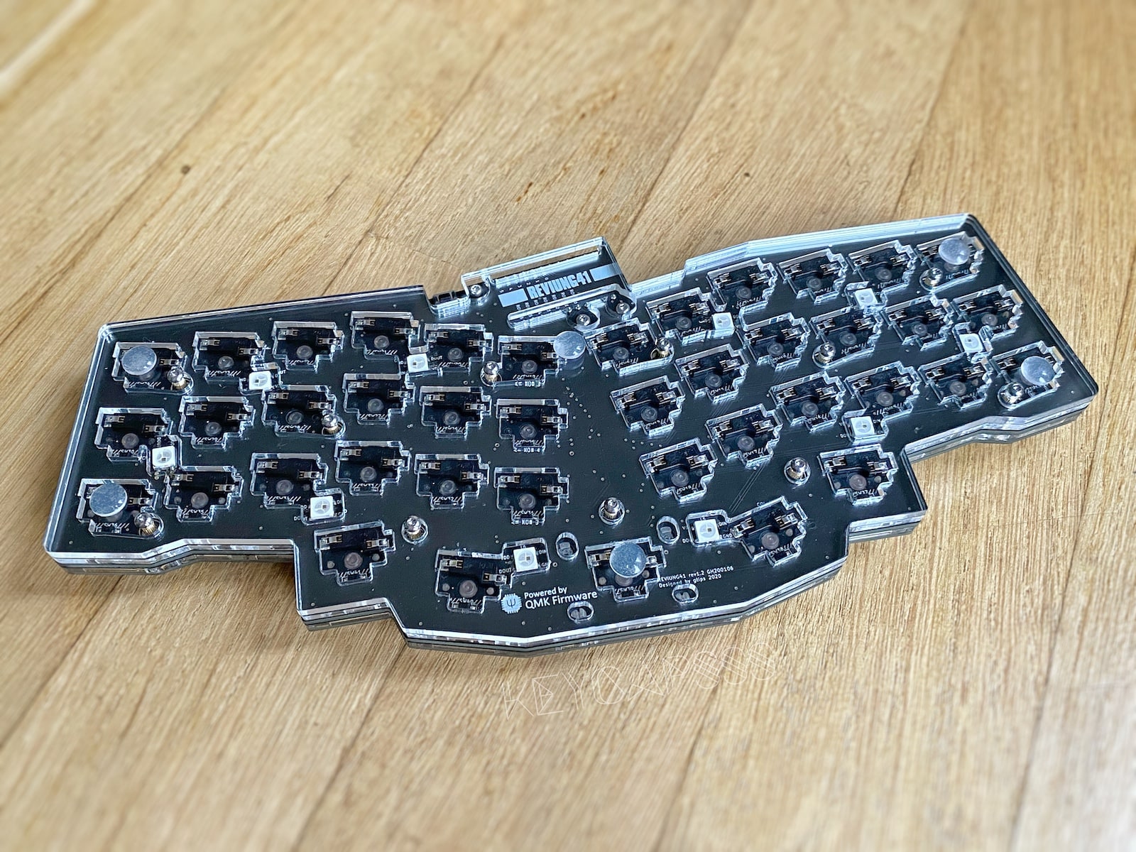 Reviung41 Keyboard Kit- back side
