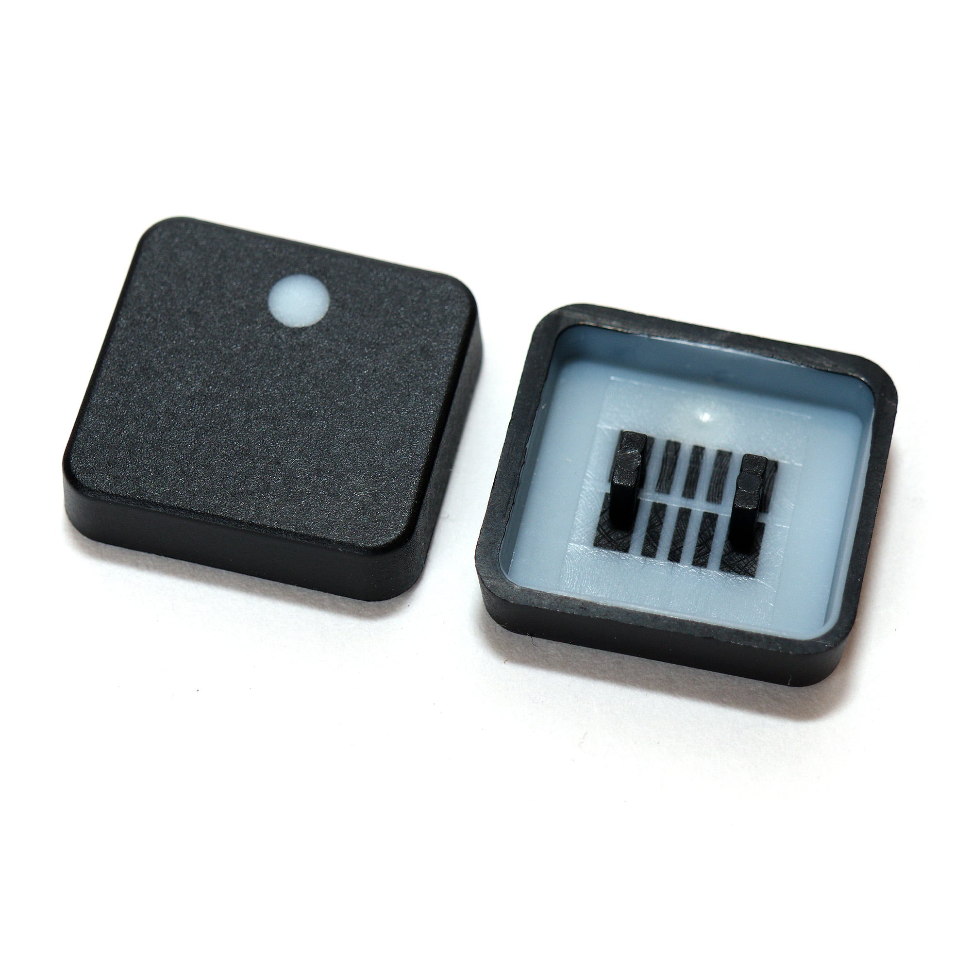 THCS Low Profile Keycaps - DOT PBT Double Shot Tai-Hao THCS Low Profile Keycaps - DOT PBT Double Shot Tai-Hao